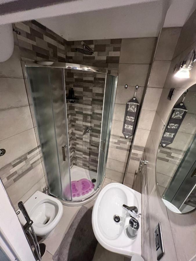 Chiaia Home 23 Νάπολη Εξωτερικό φωτογραφία